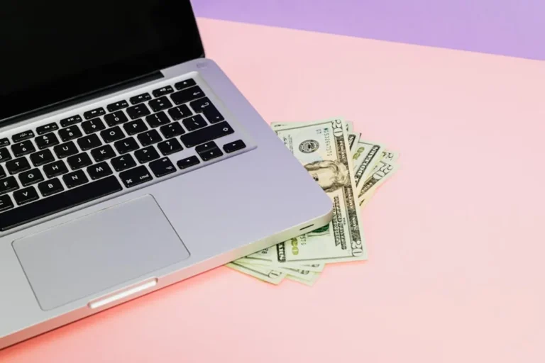 Best Ways to Save Money During Seasonal Sales