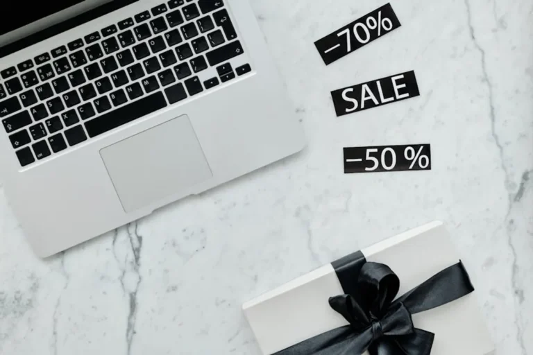 How Flash Sales Work and When to Buy