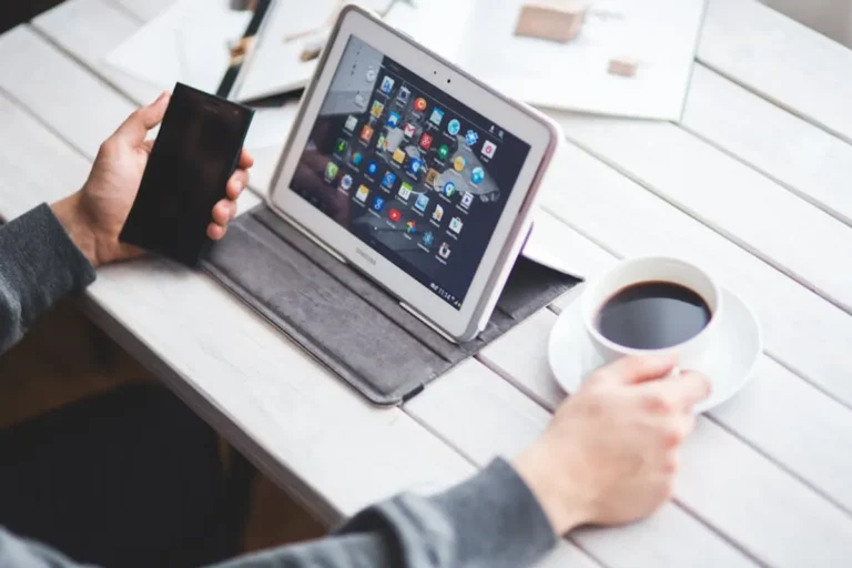 How readers interested in coupons and smart shopping can understand technofee.com