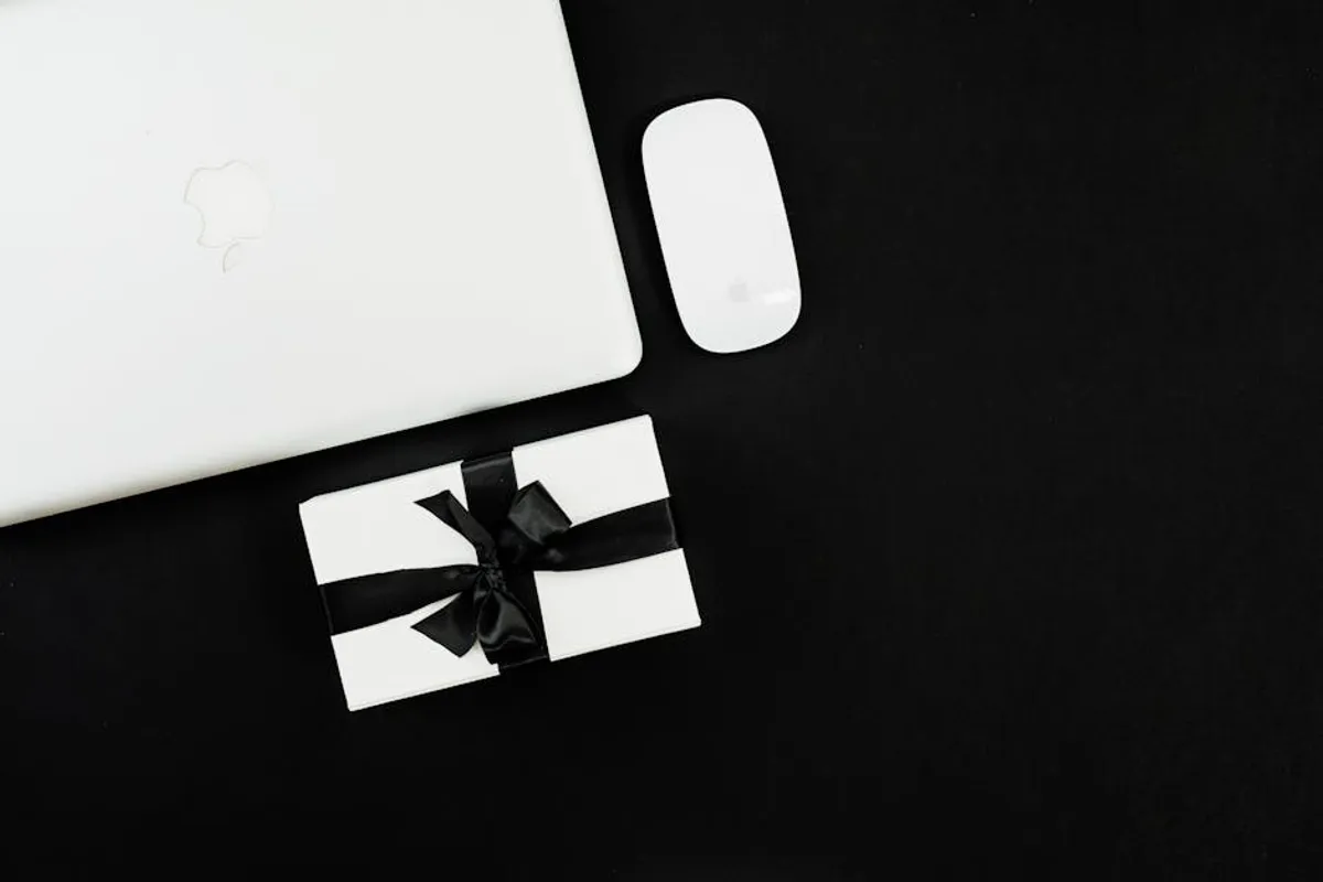 How to Buy Gift Cards Safely