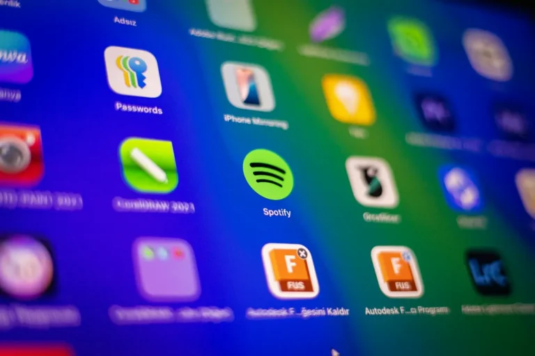 5 Subscription Services Worth Keeping (and 4 to Cancel)